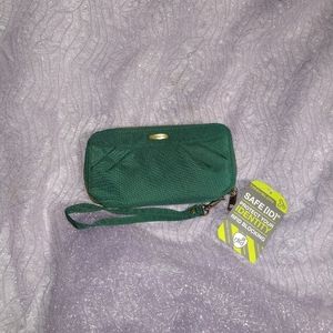 Travelon / womens wristlet wallet